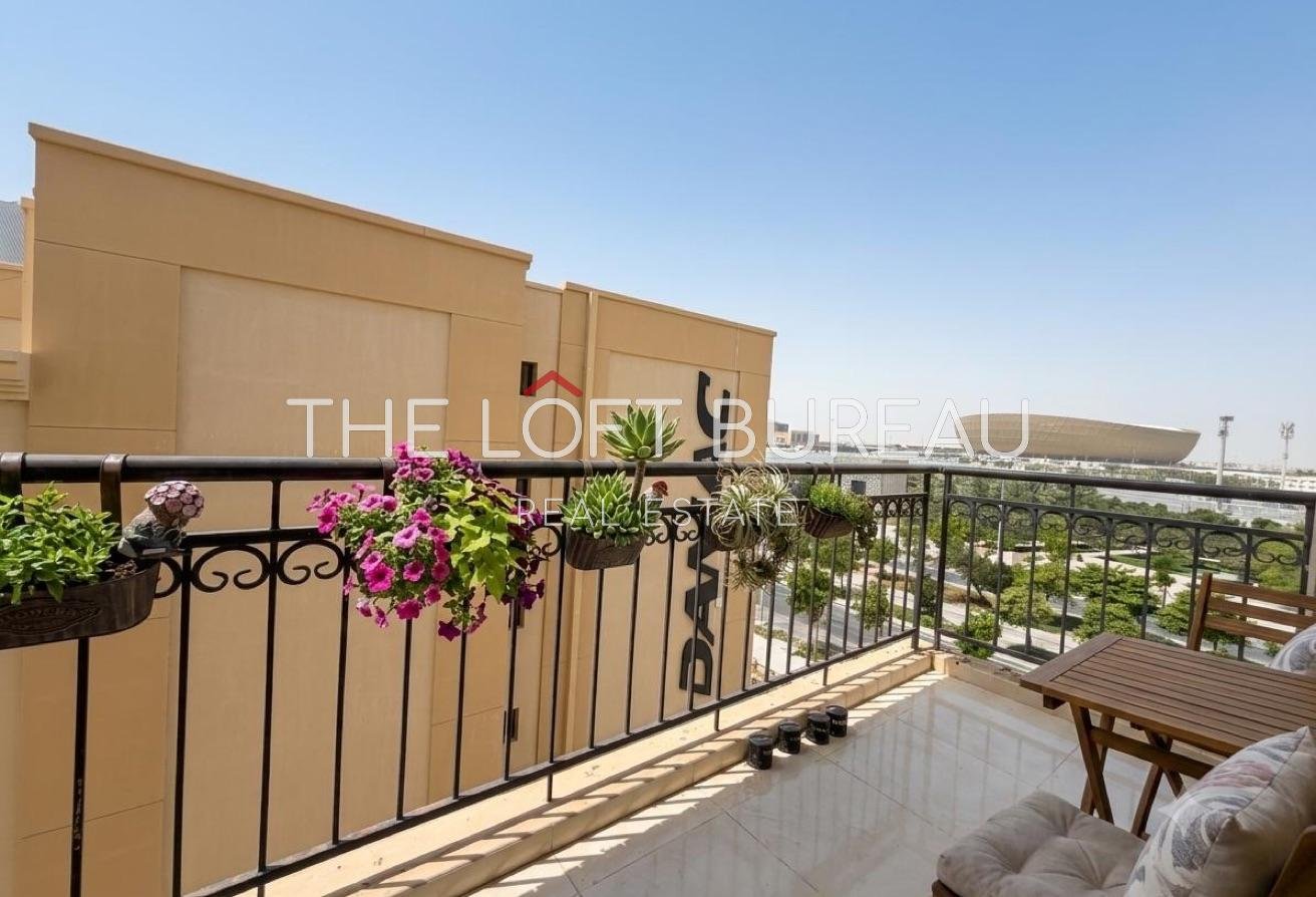 Attractive neat cutie studio with balcony
