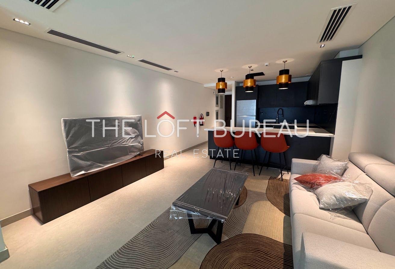 BEACH ACCESS BRAND NEW STUDIO HEART OF PEARL
