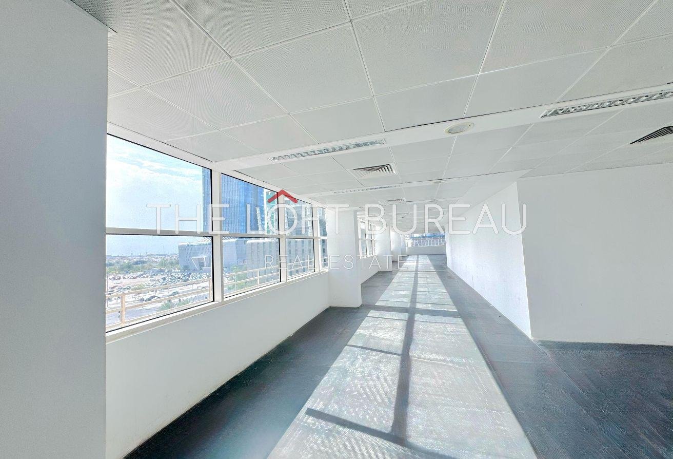 BILLS INCLUDED NO COMMISSION OFFICE SPACE