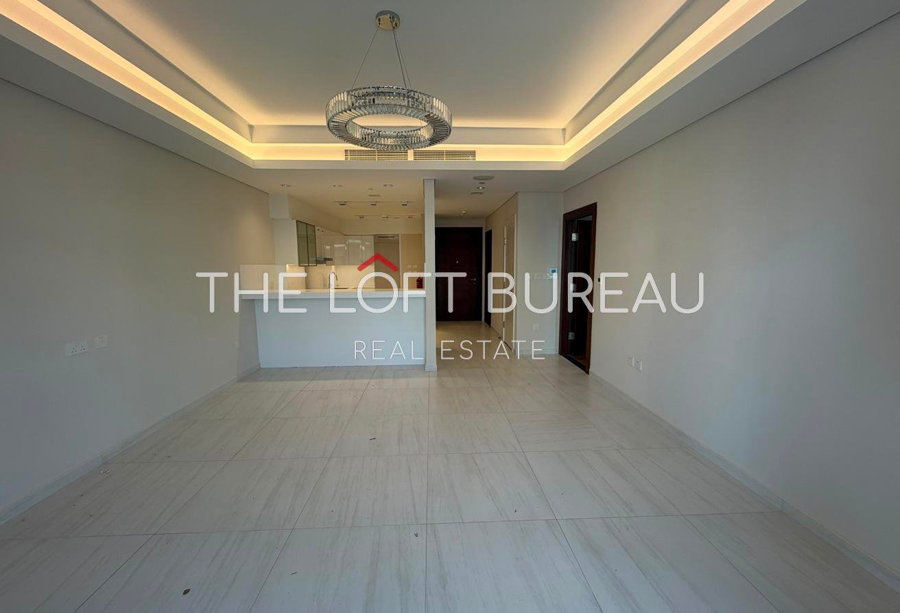Crystal Residence 1BHK. Semi Furnished