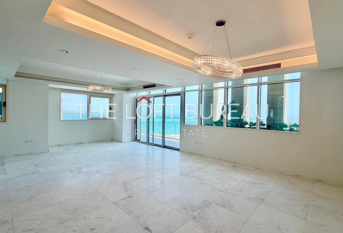 Luxury 4BR Duplex + Maid | Sea View