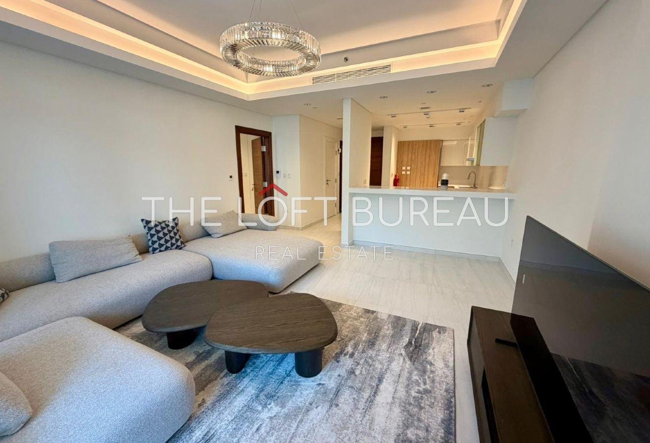 GEWAN Stylish FF 1BR | Great Price | Ready To Move