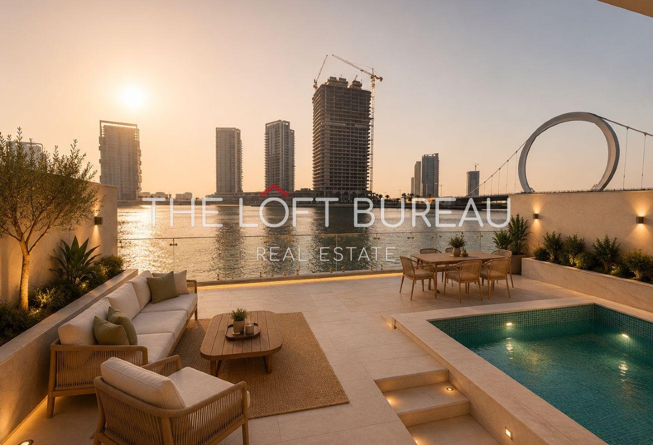 Home 12 Luxurious Waterfront Villa!Canal View!9 Years PP!