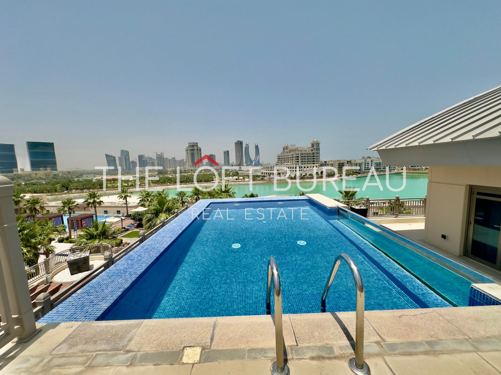 LUXURY 3BHK TOWNHOUSE | PRIVATE POOL