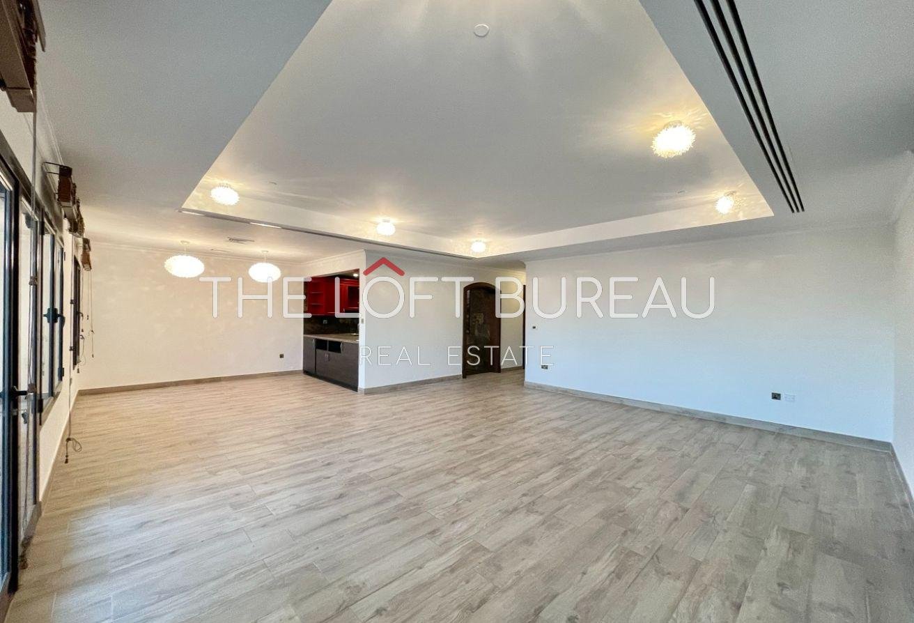 FULLY RENOVATED I MARINA VIEW I HUGE LAYOUT