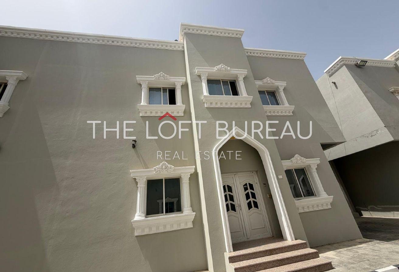 FREEHOLD 6 BR VILLA| TITLE DEED AVAILABLE|COMPOUND