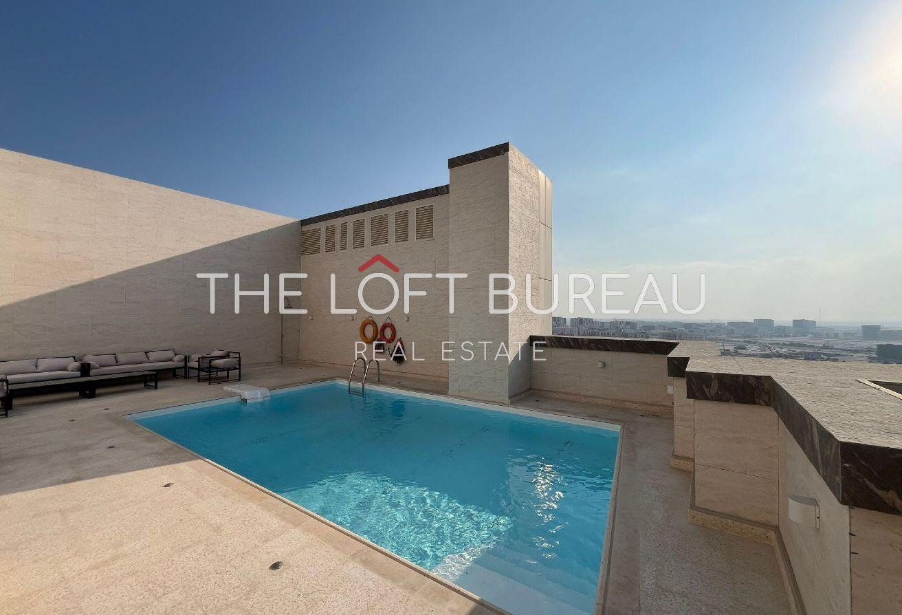 SKY VILLA|| PRIVATE POOL || BRAND NEW