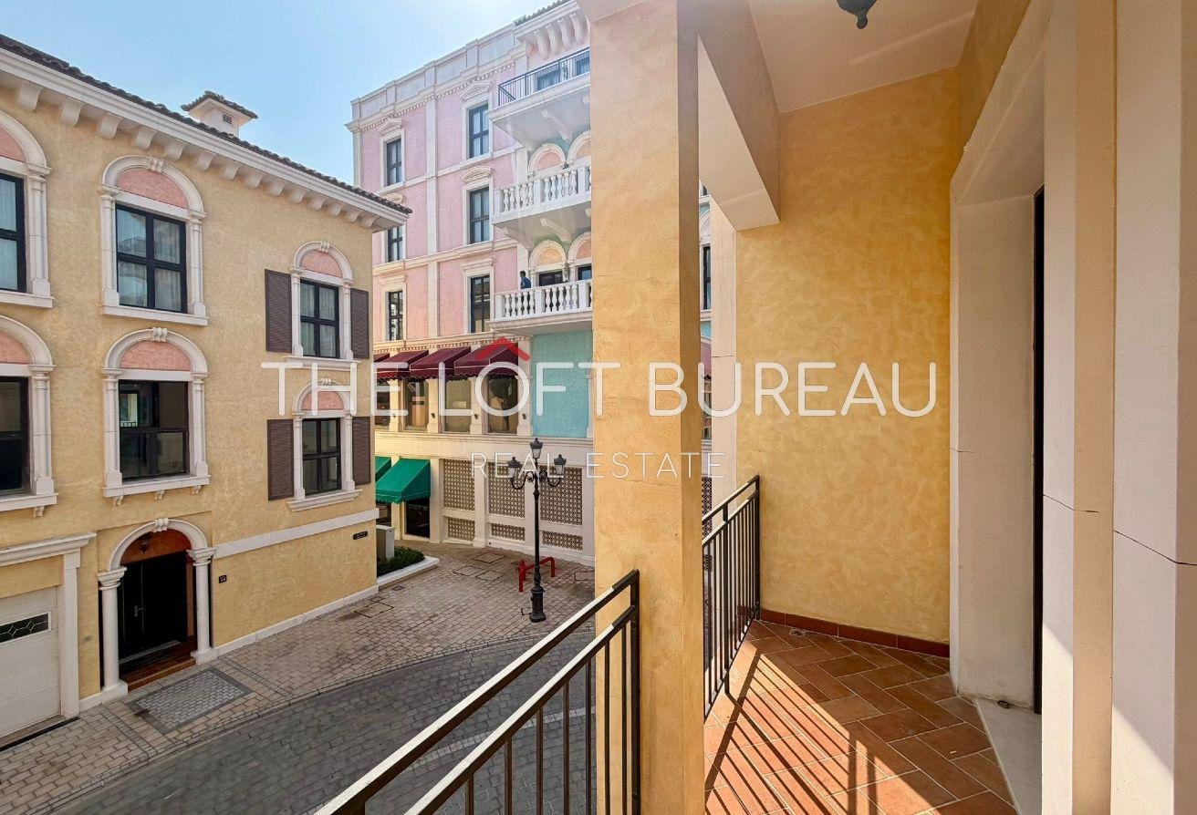 Spacious 3BR Townhouse | Beach Access | Rare Unit