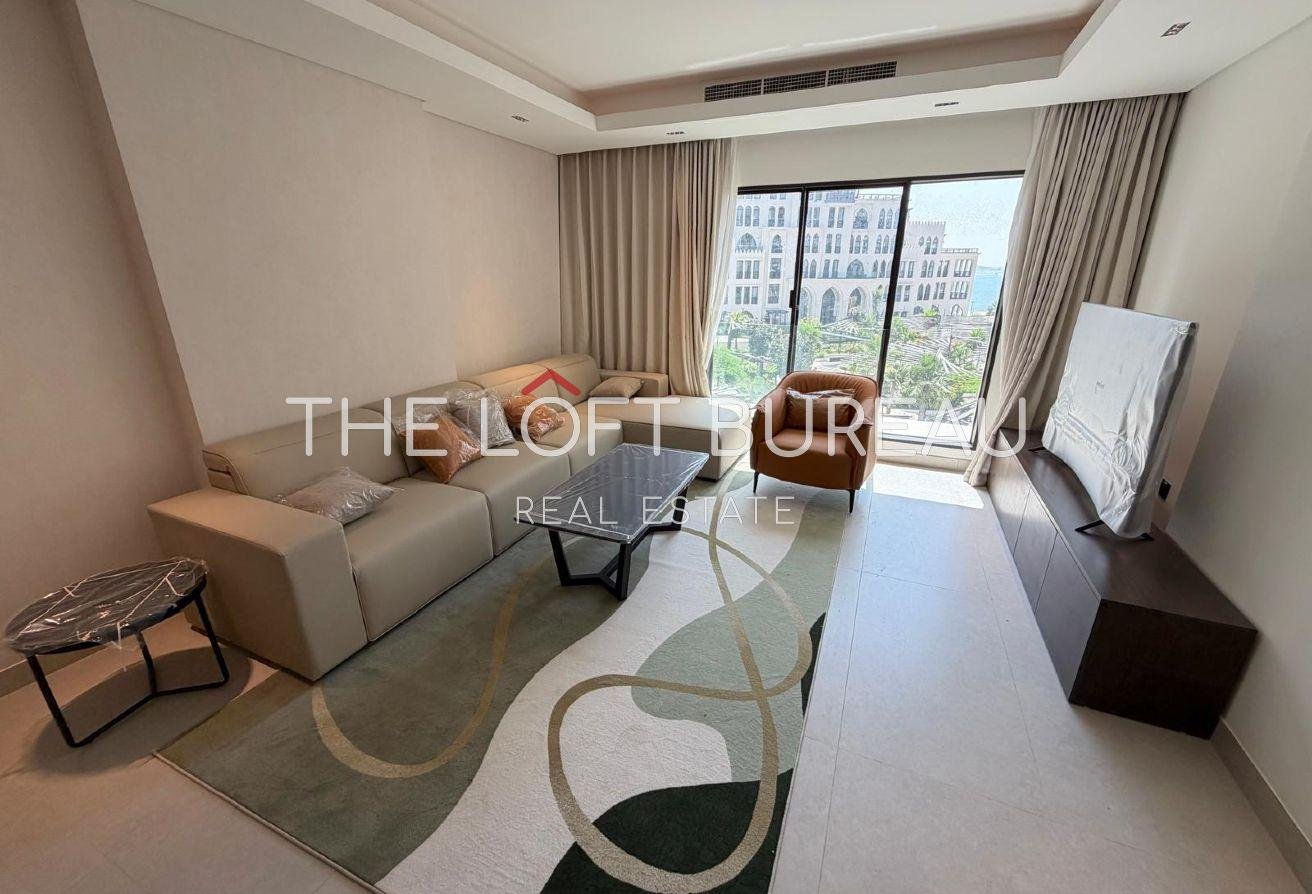 2 BR+STORAGE| FF| 4 YEARS PP| BEACH ACCESS| PEARL|