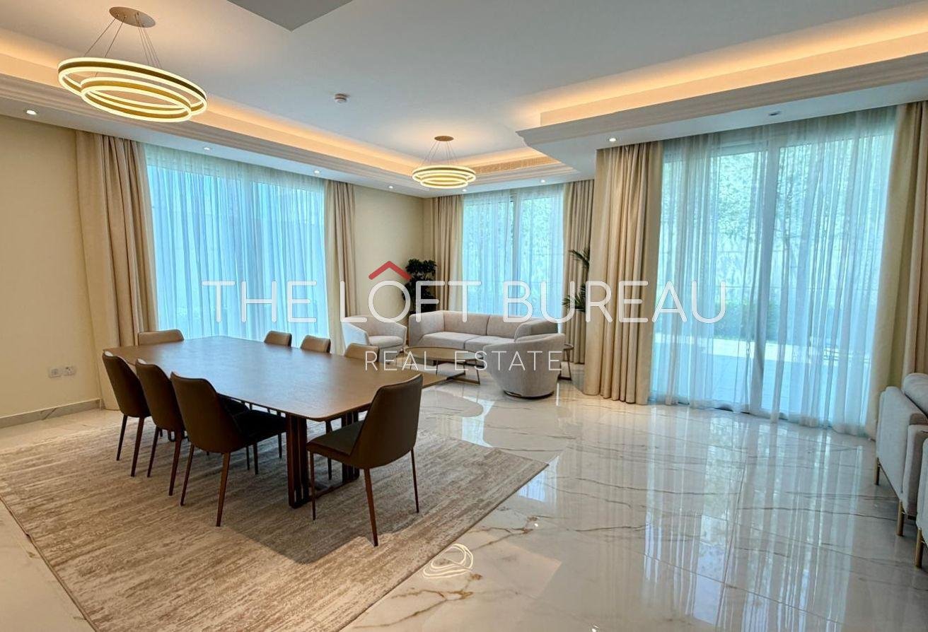 FF 6BR Villa in Floresta Compound | Private Garden