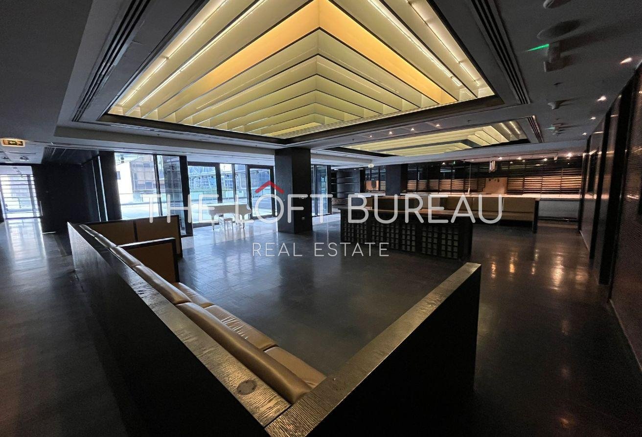 Prime Location | Terrace | Private Access | Ready