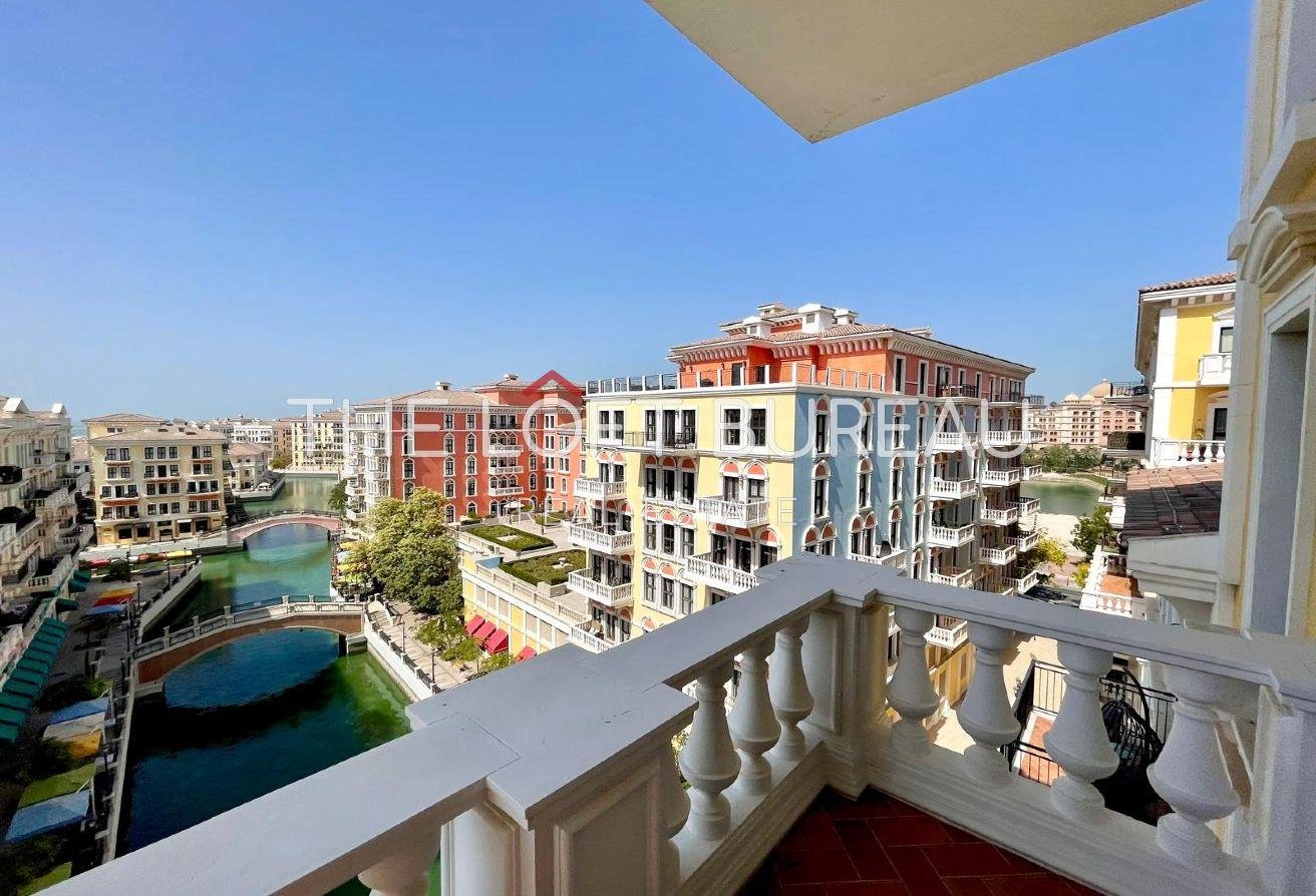 Canal View 2 BR in QQ +1 Month Free |Corp Discount