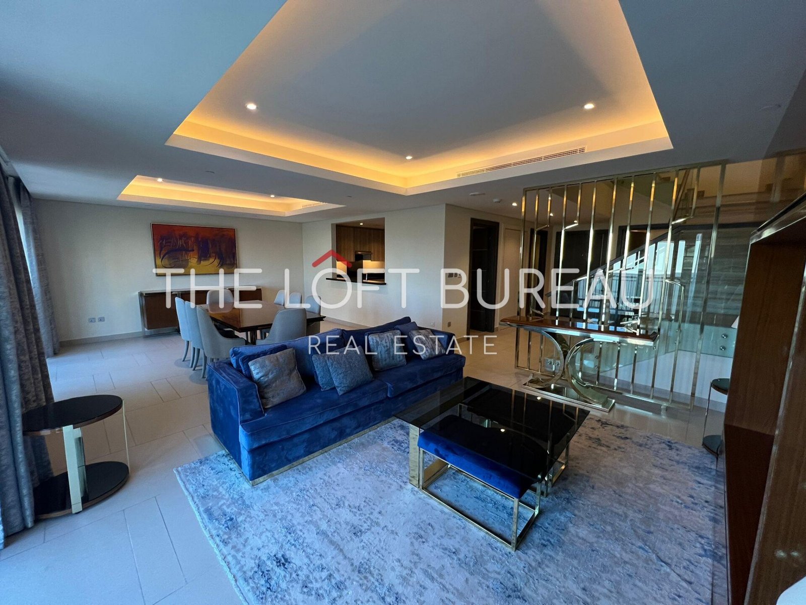 NO COMMISSION|LUXURIOUS TOWNHOUSE|PRIVATE TERRACE