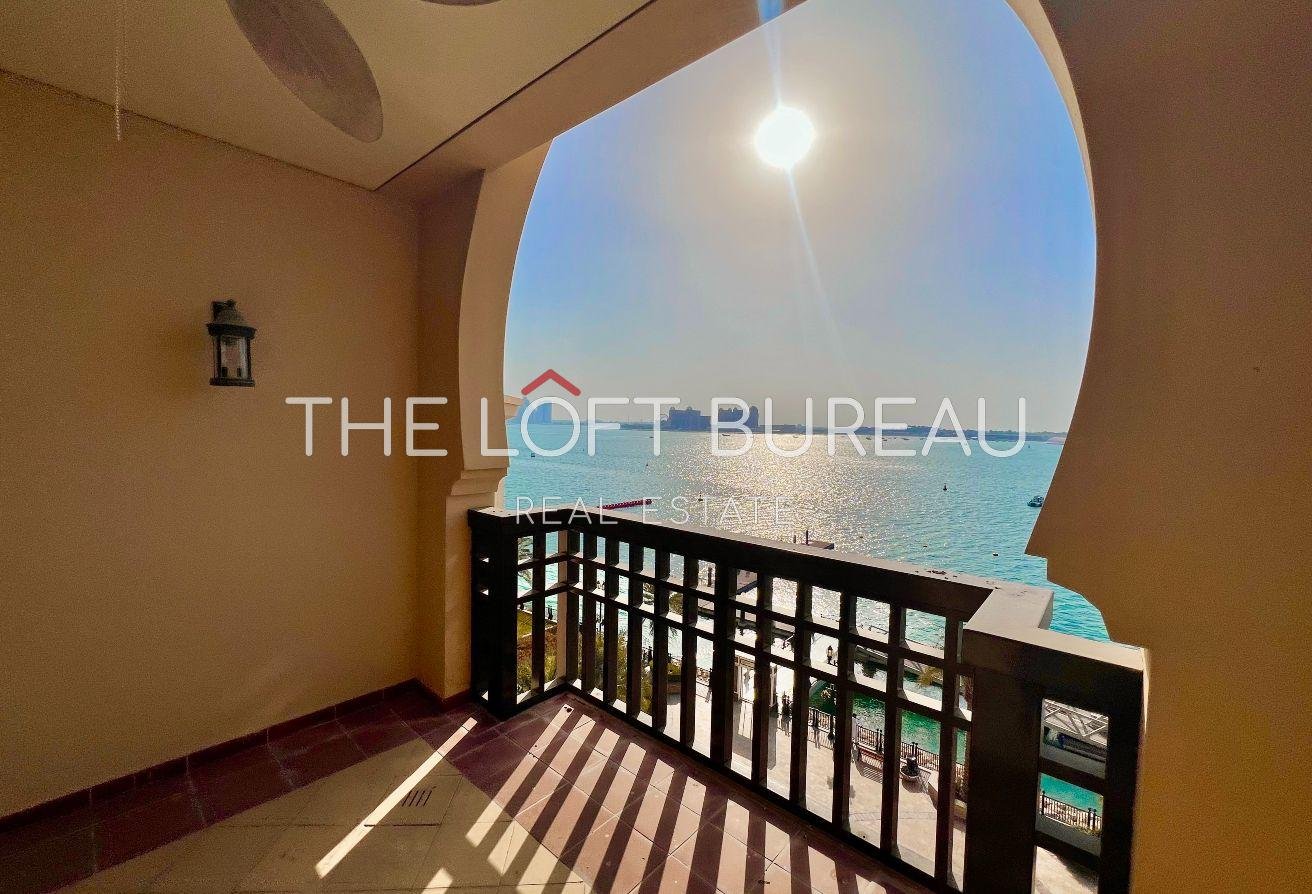 FULL SEA VIEW 1-BEDROOM TOWNHOUSE