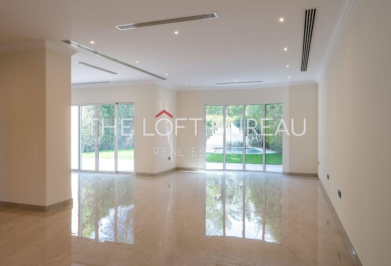 Home 7 West Bay Lagoon | 300 m² | Private Garden & Beach