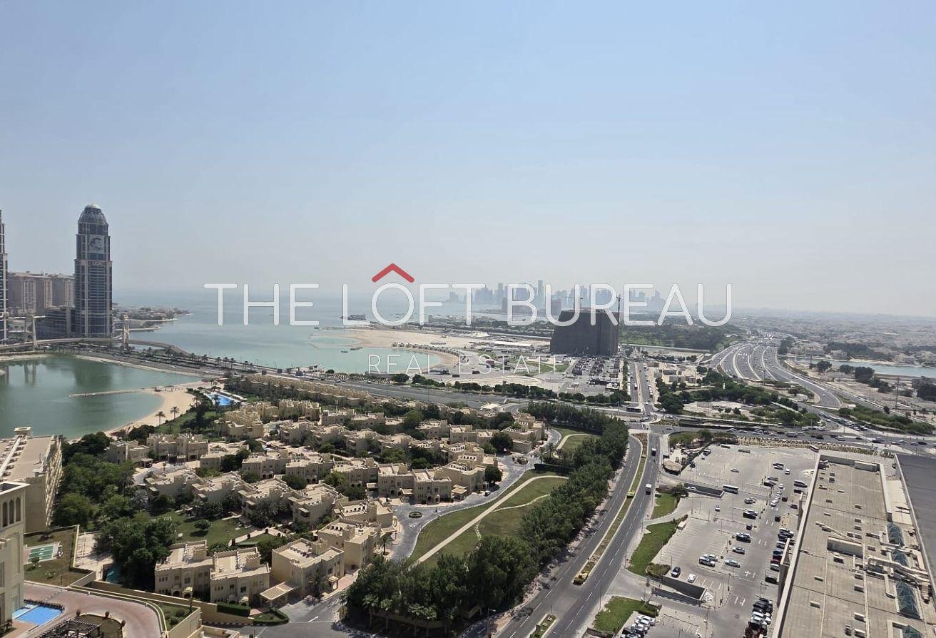 Home 10 High-Floor 2BR Semi-Furnished in Zig Zag Towers