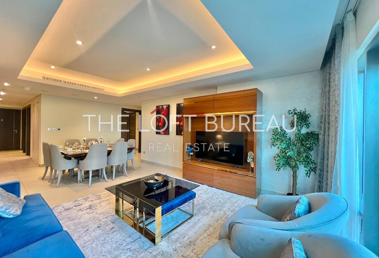 Luxury Townhouse 2BR | Bills | Laundry | Balcony