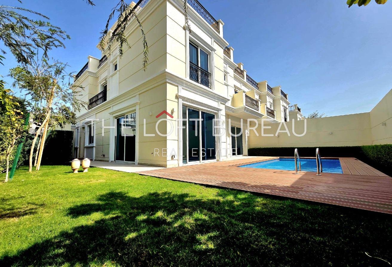 Luxury 6BR Villa – Pool – Floresta Gardens – Semi