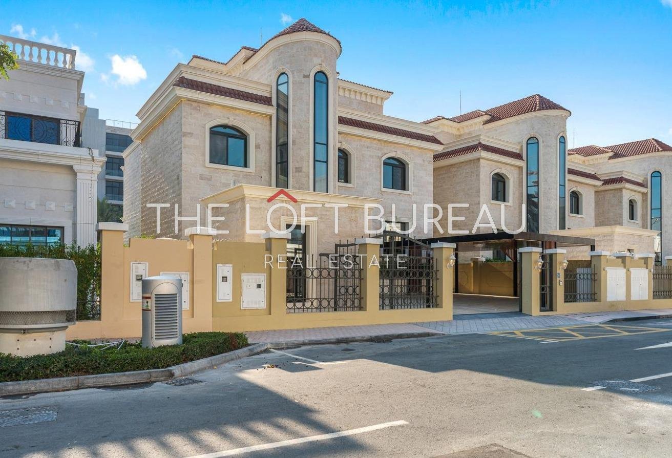 !! Modern Luxurious !! Villa In The Pearl For Sale