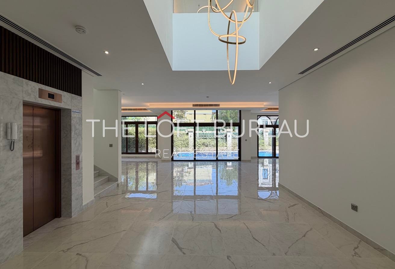 LUXURY MODERN VILLA || PRIVATE POOL || ELEVATOR