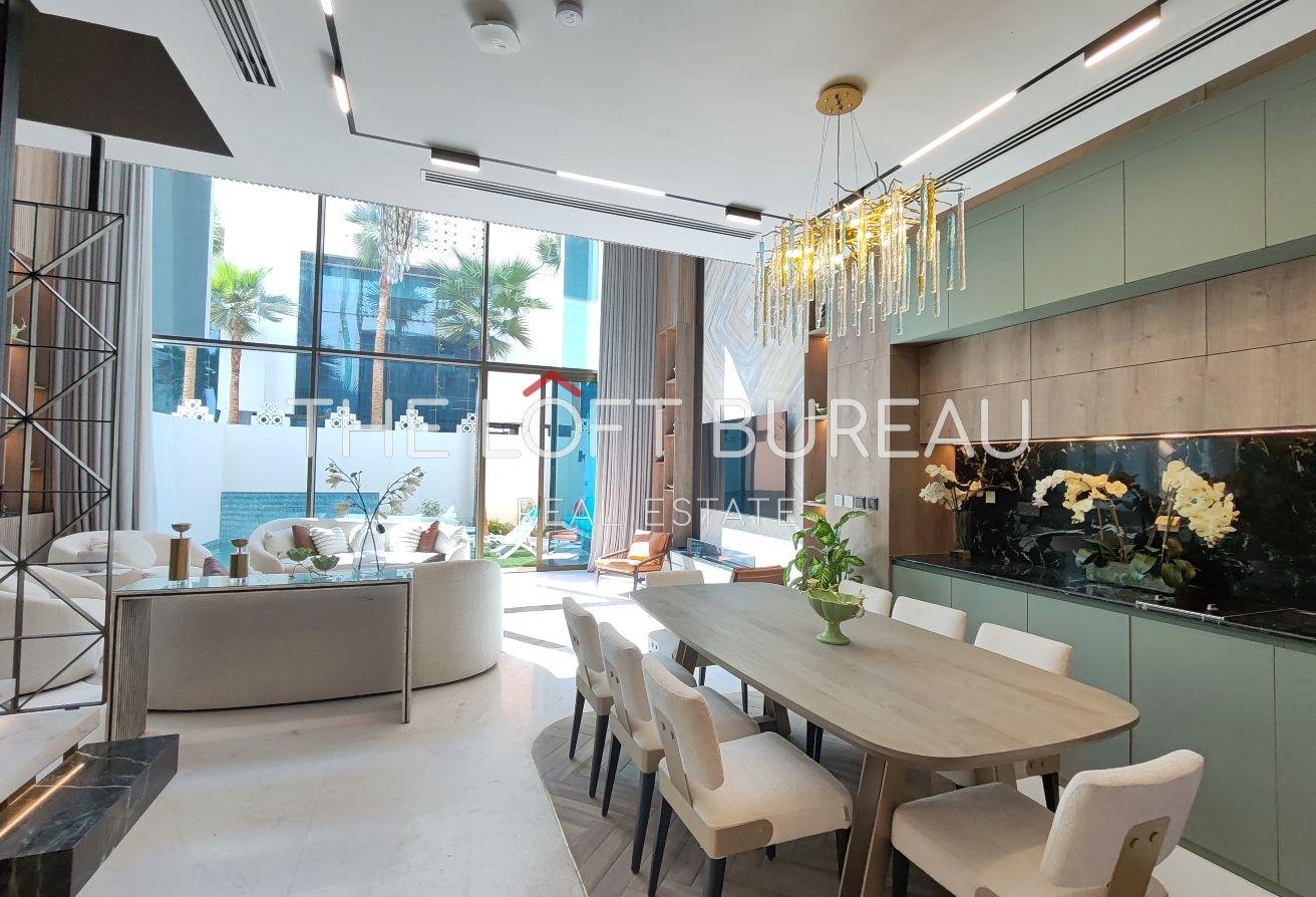 5BR Villa | Giardino| Title Deed | 661 m²|