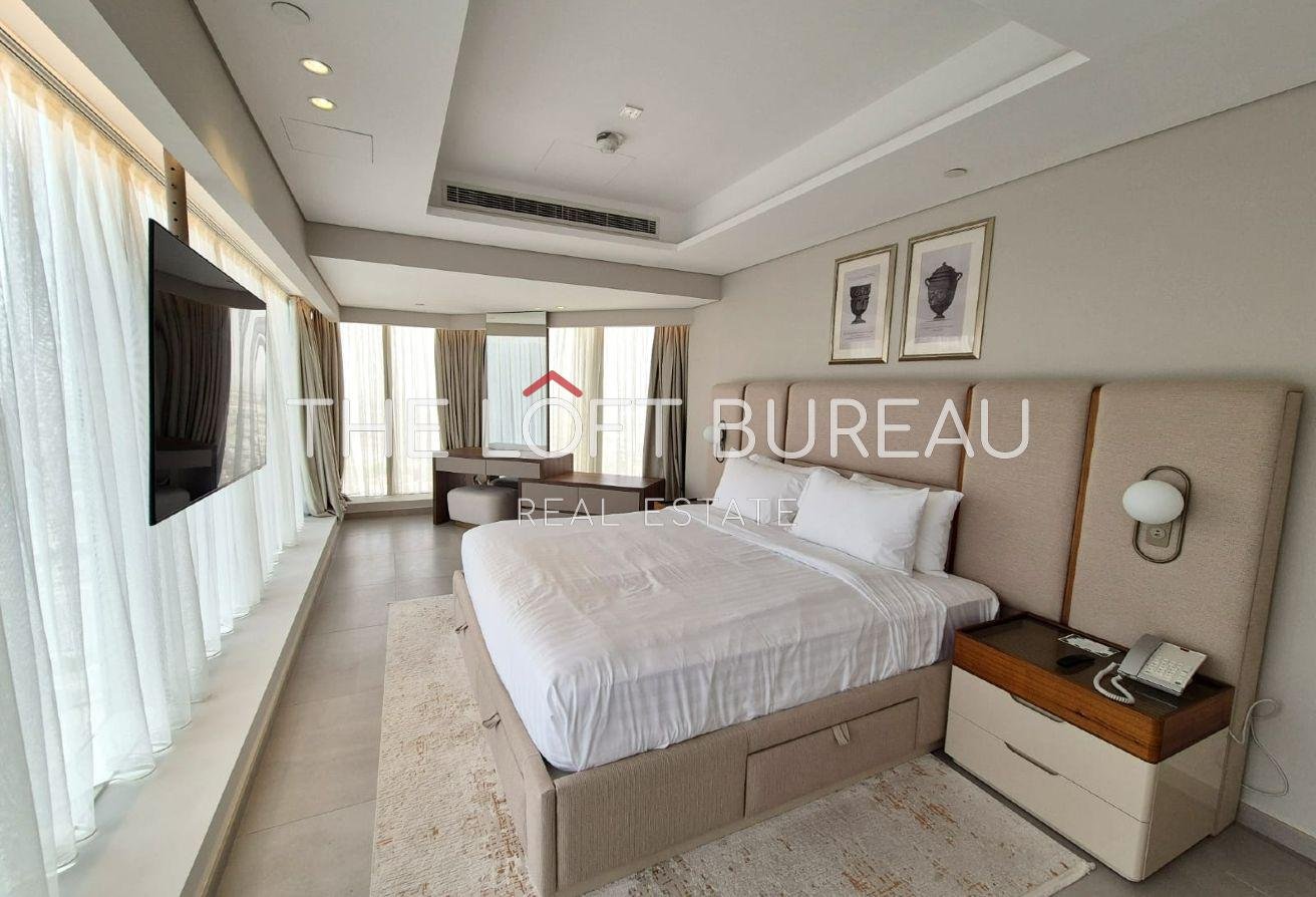 3BR APARTMENT | CITY VIEW | WEST BAY