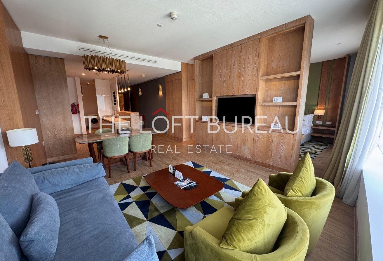 ALL BILLS INCLUDED LUXURIOUS 1 BEDROOM FURNISHED