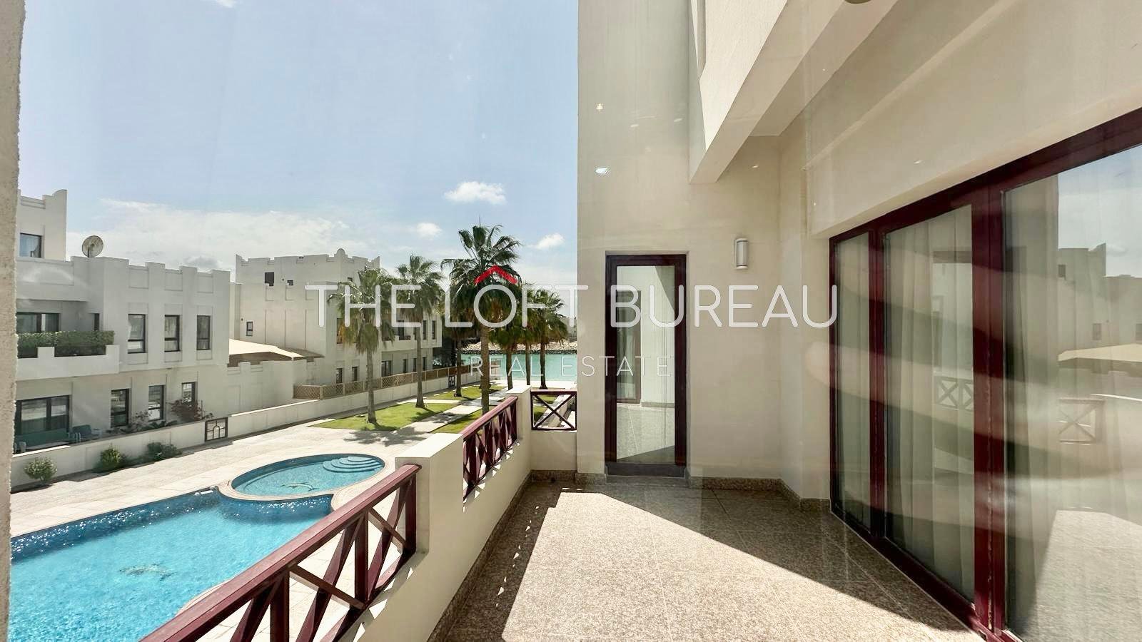 Luxury 5BR + Maid & Driver Villa & Beach Access