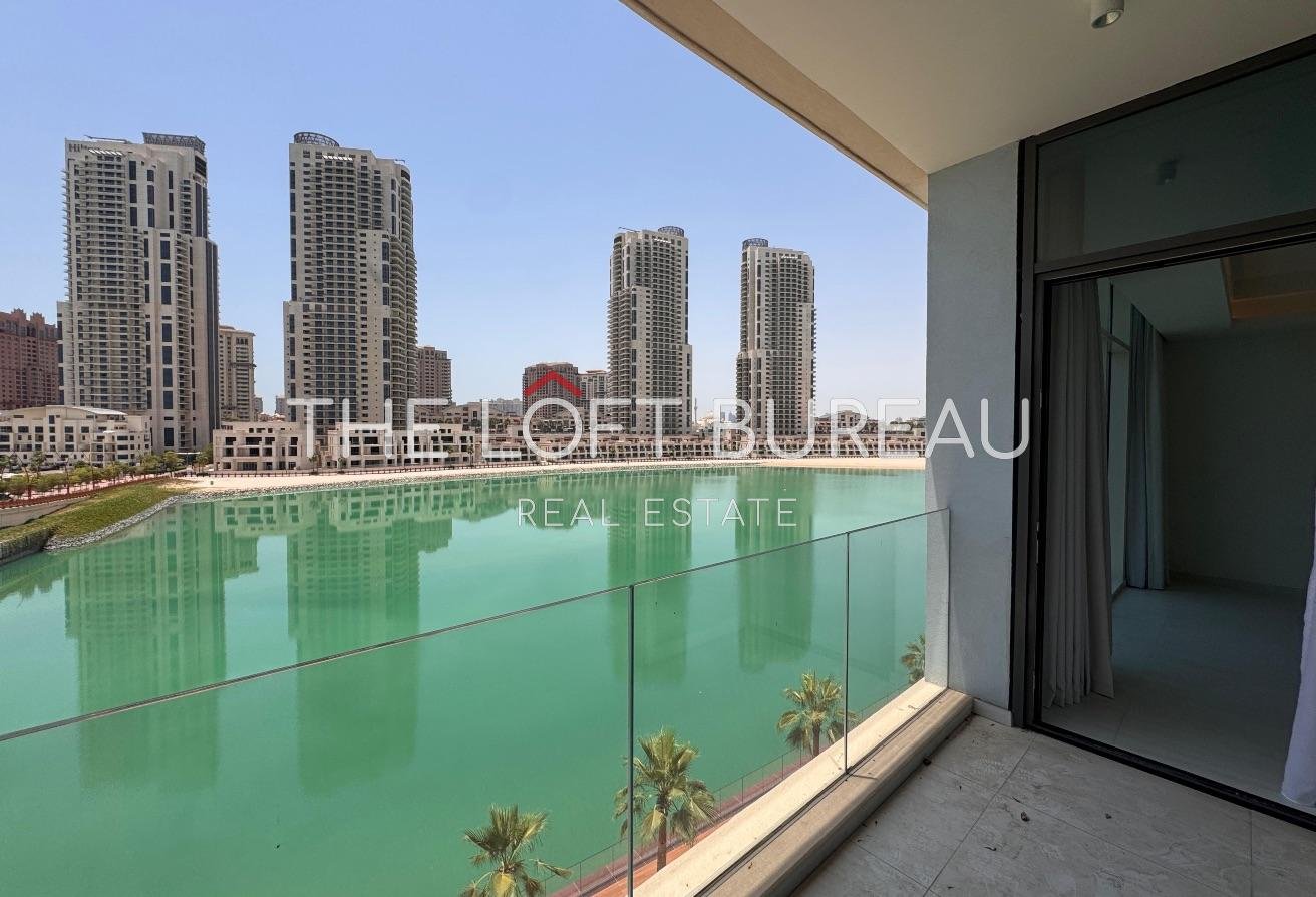 Sea View! 3BR+ Maid In Crystal Rominade For Rent!