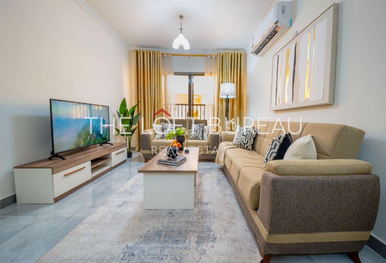 Ready To Move In| Free Hold | Compound | Rented