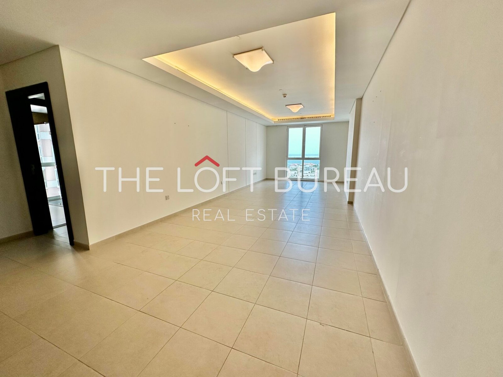 Elegant 2BR SF | Closed Kitchen | Viva