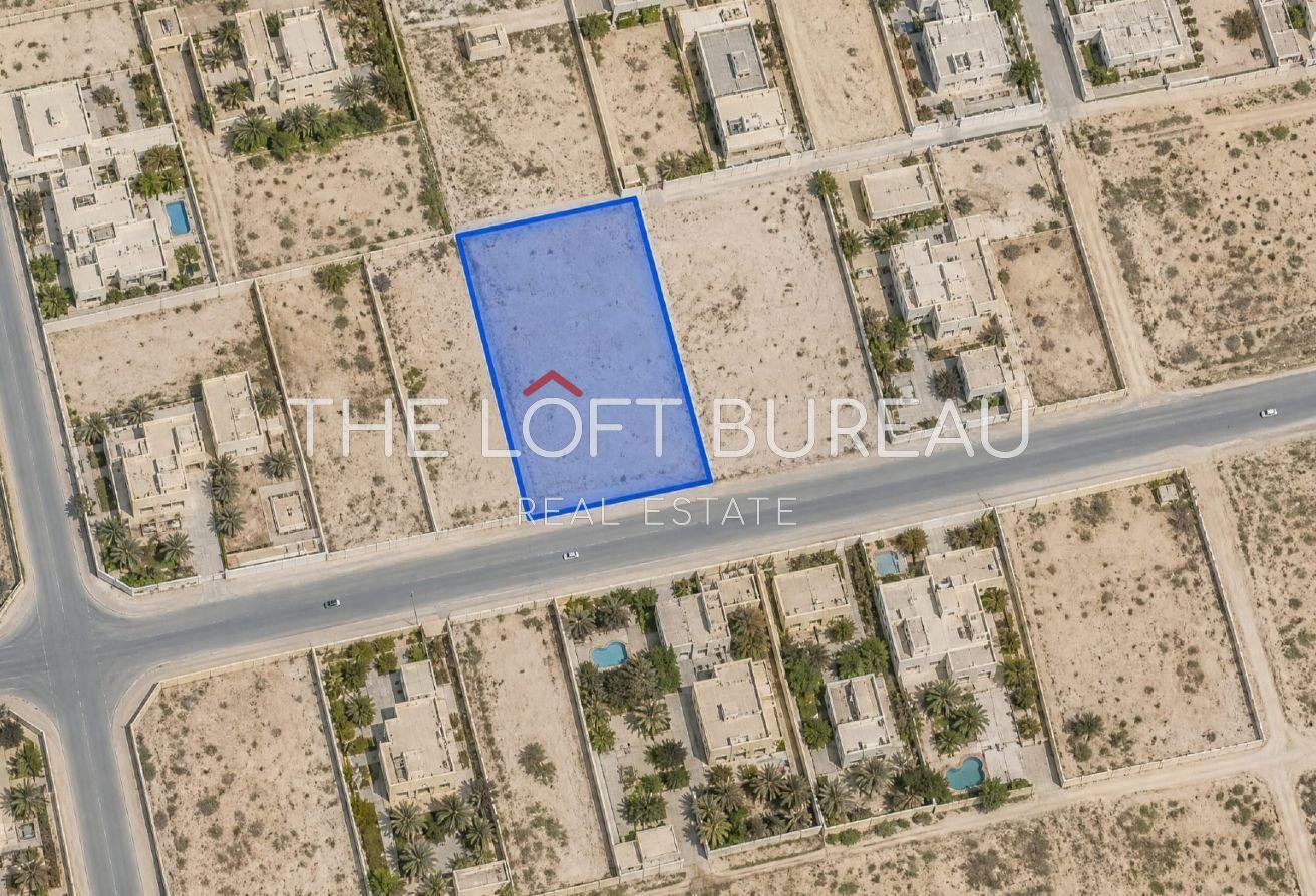 Home 11 WAKRAH RESIDETIAL PLOT COMPETITIVE FOOTAGE VALUE