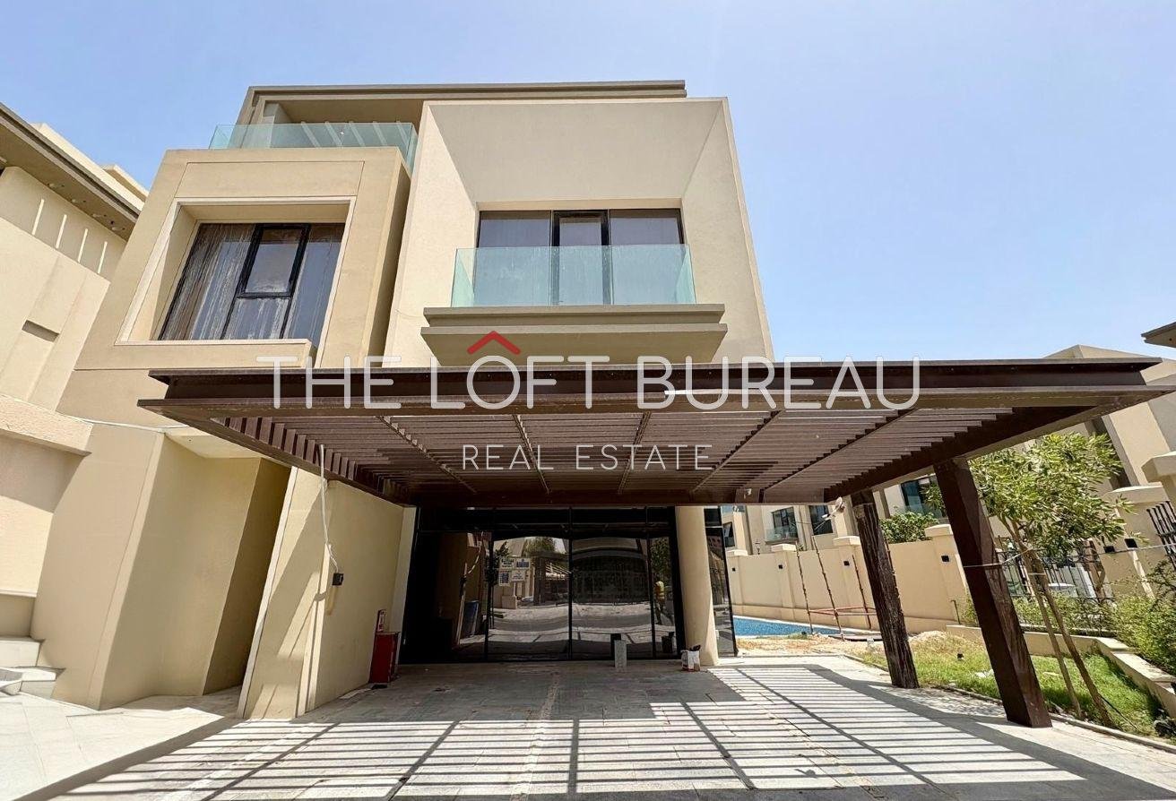 6BR+M | Corner Villa | Pool+Garden | 16M