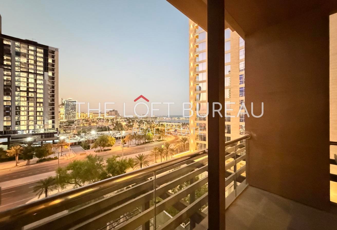 Home 9 BILLS INCLUDED || HUGE BALCONY || FURNISHED