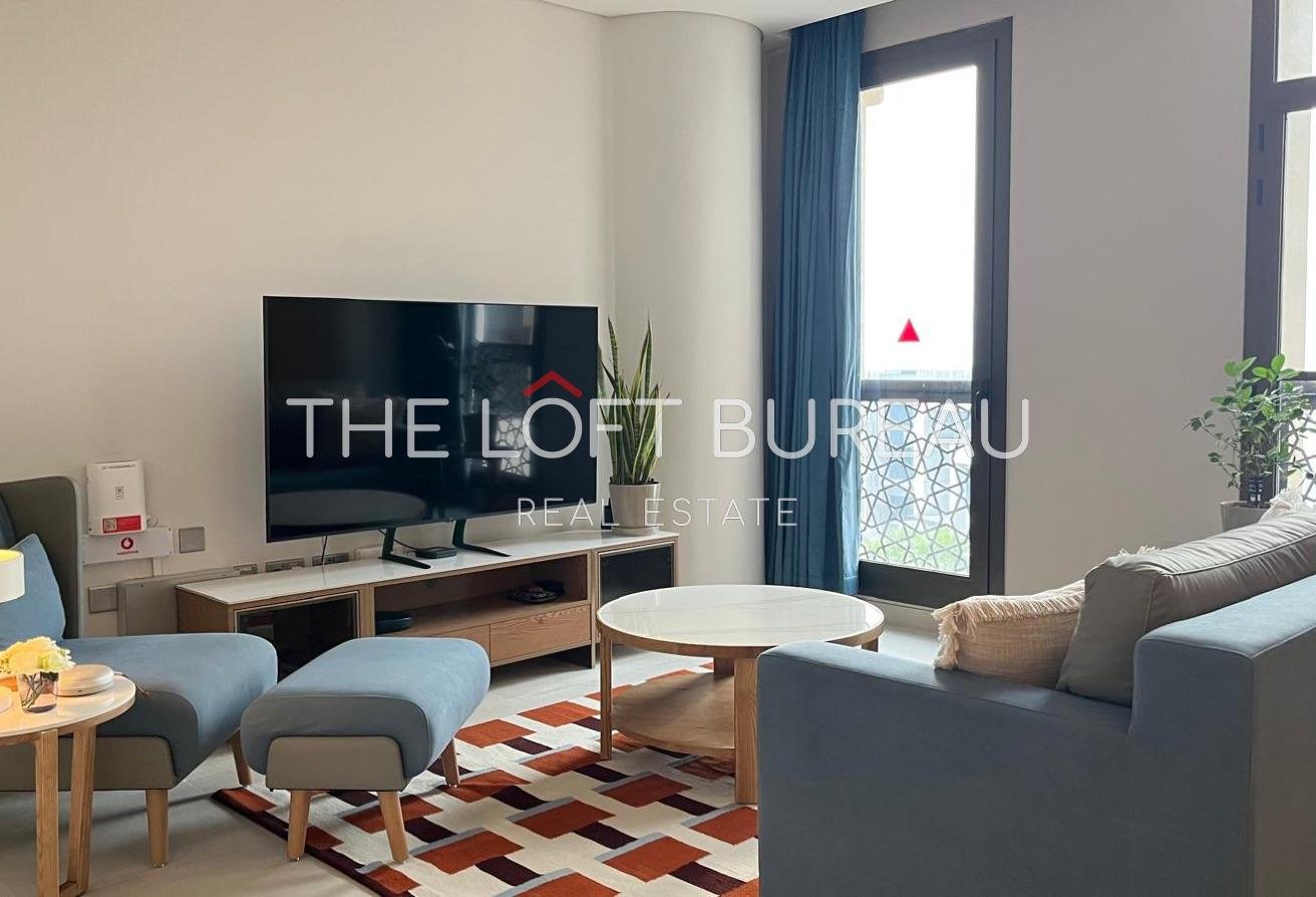Large Studio | Free Wifi | Beach Access | Modern