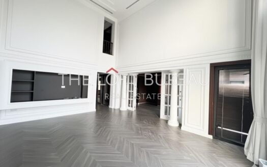 UPGRADED DUPLEX TOWNHOUSE || UPGRADED 4BR + MR ||