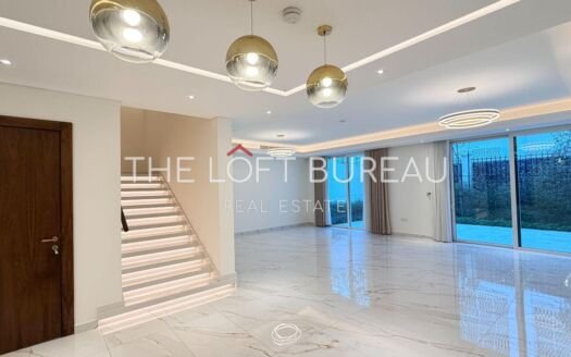 NO COMMISSION! 6BR + maid Villa W Private Garden!!