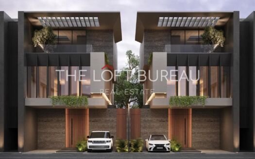 LUXURY PRIVATE VILLA// FREEHOLD// POOL & LIFT