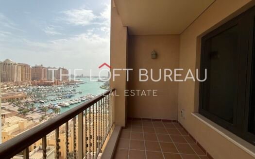 Elegant | One Bedroom | Marina side view