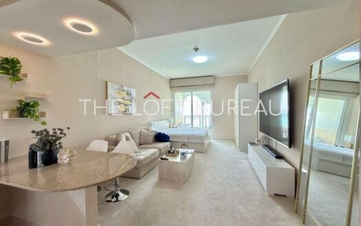 BILLS INCLUDED I SEA VIEW I MODERN STUDIO