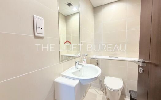 HOT PRICE | OUTSIDE MAJLES | PRIVATE BEACH