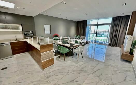 Modern 2BR | Big Balcony | Park View