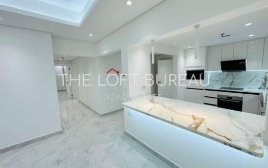 NO COMMISSION|FULLY RENOVATED|HUGE BALCONY