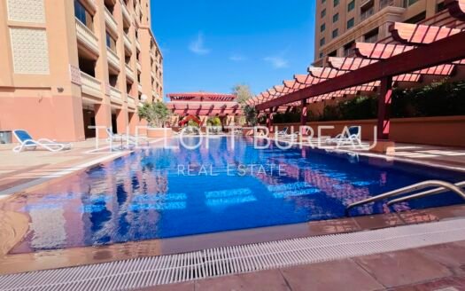 SPECIOUS || 1BR+OFFICE SF || SEA SIDE VIEW