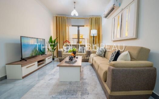 Ready To Move In| Free Hold | Compound | Rented