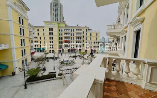 NO COMMISSION GREAT DEAL 3 BRS WITH NICE BALCONY