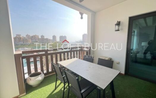 CHARMING FULLY RENOVATED 1 BHK TOWNHOUSE