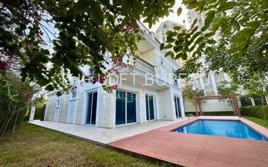 Ultra-Luxury 6BR Villa | Private Pool and Garden