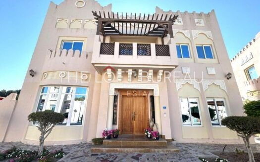 Bright 4 Bedrooms+Maid+Office Villa | West Bay