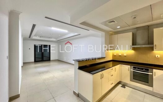 PREMIUM STUDIO – BALCONY | BILLS DONE | PORTO